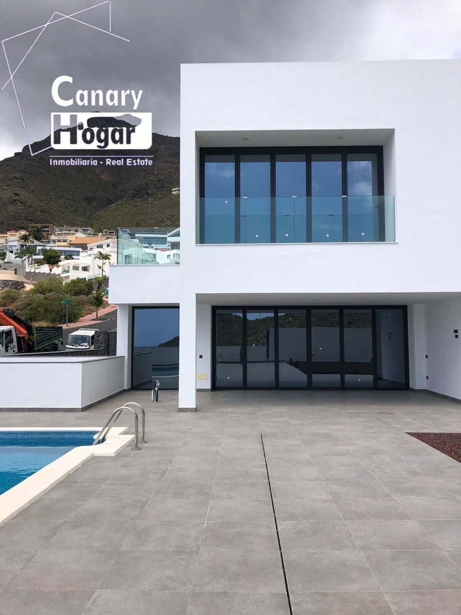 4 makuuhuone Huvila myytävänä paikassa Roque del Conde mukana uima-altaan 
autotalli - 1 950 000 € (Ref: 9780681)