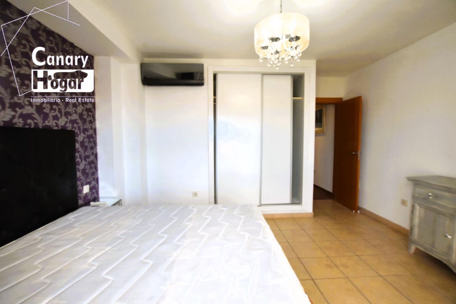 3 soveværelse Rækkehus til leje i El Madronal med swimmingpool garage - € 2.200 (Ref: 9784925)