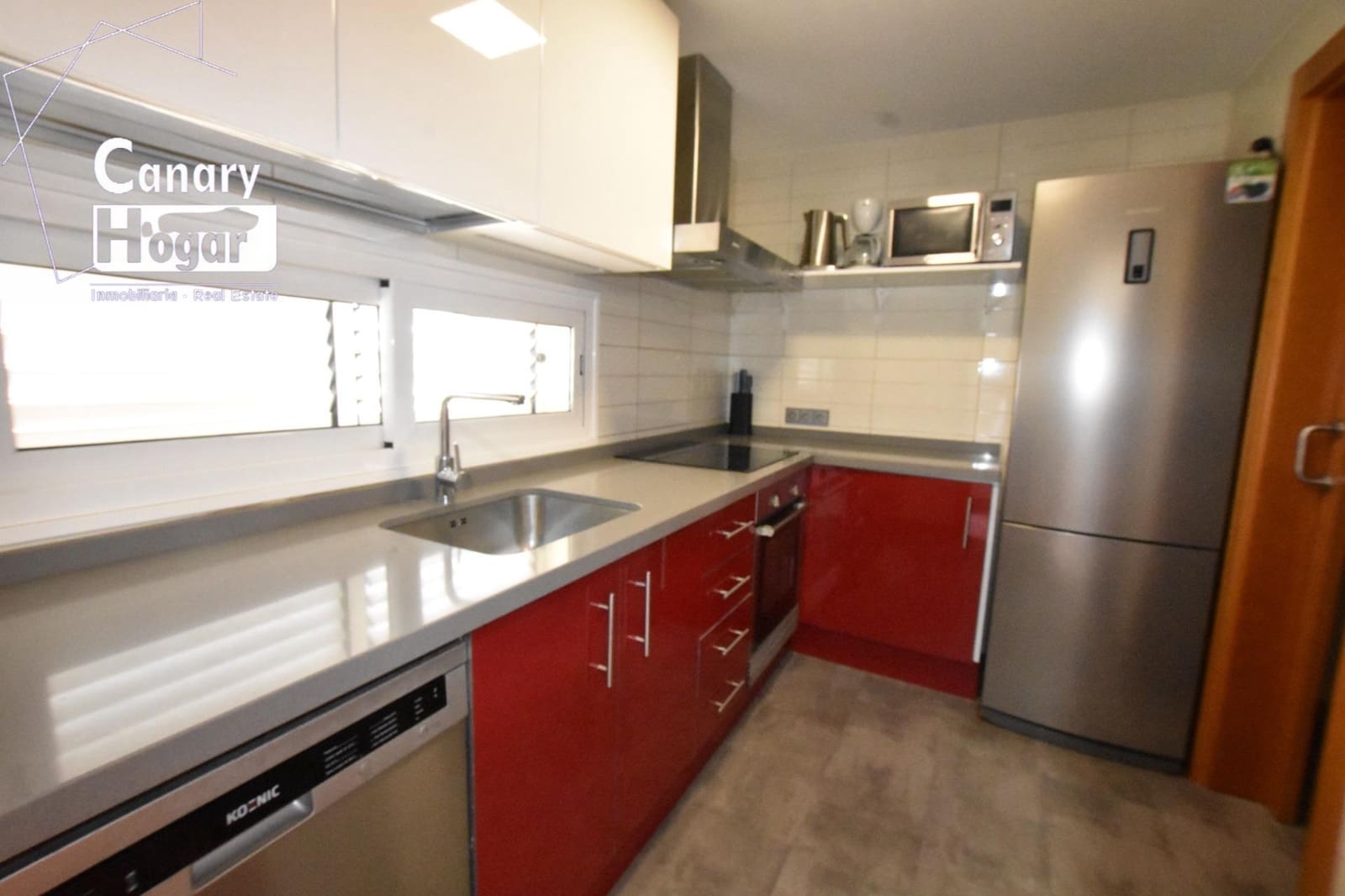 3 soveværelse Rækkehus til leje i El Madronal med swimmingpool garage - € 2.200 (Ref: 9784925)