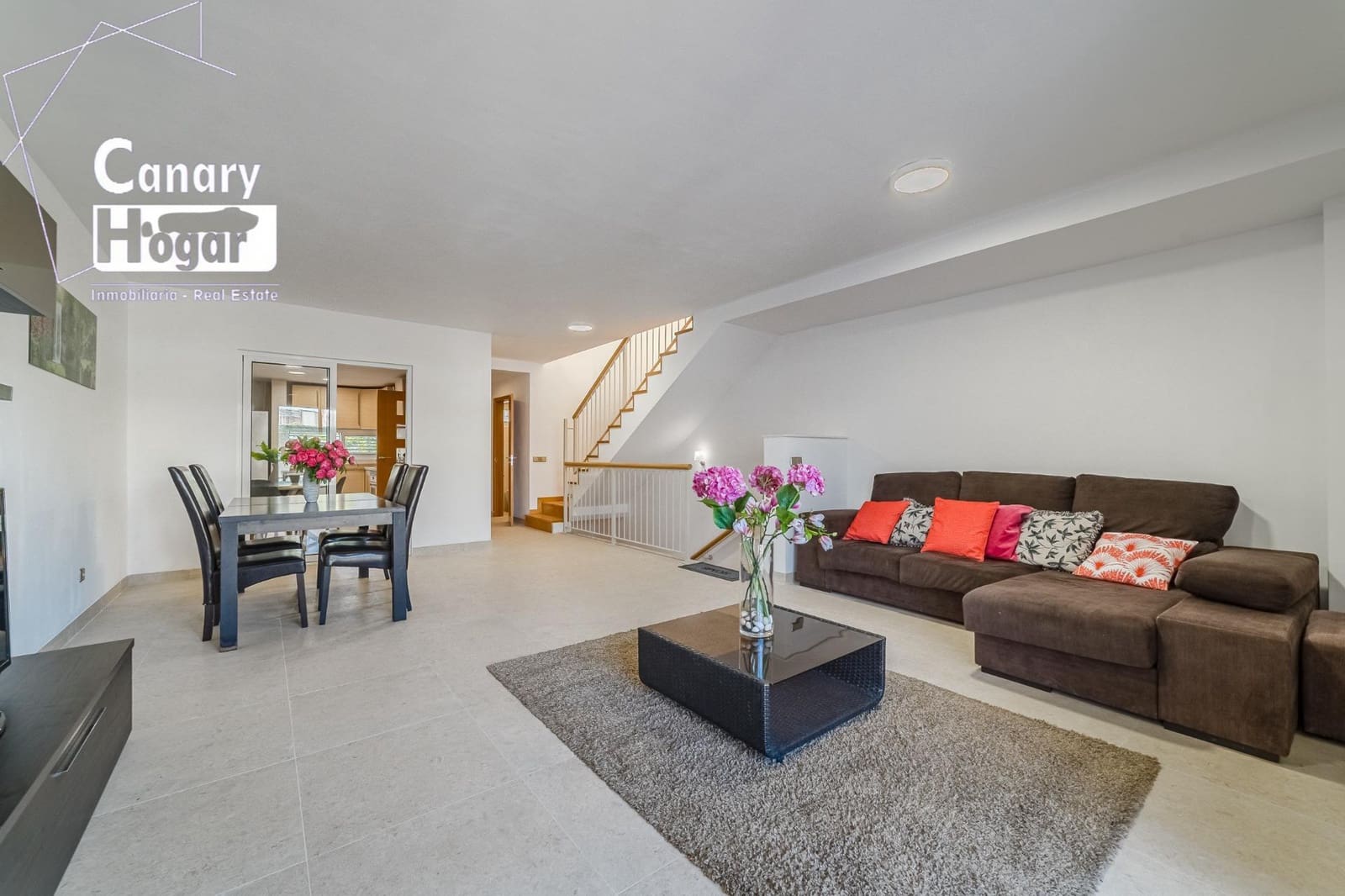 4 bedroom Villa for rent in El Madronal with pool garage - € 3,000 (Ref: 9788497)