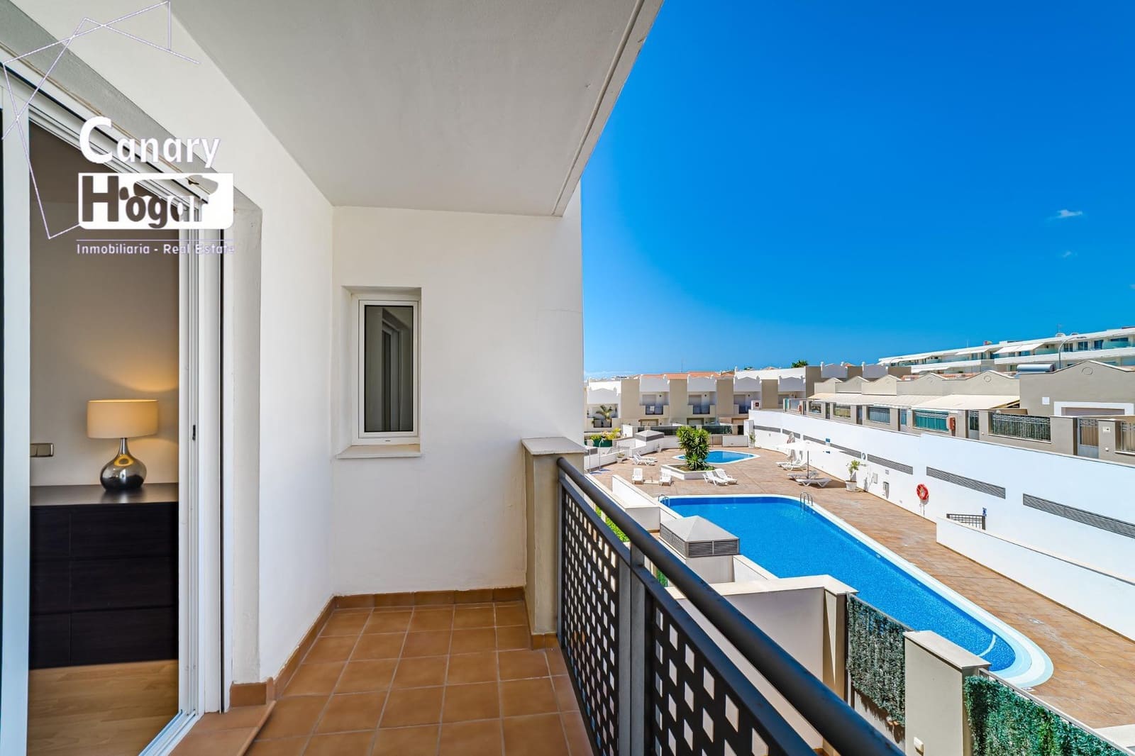 4 bedroom Villa for rent in El Madronal with pool garage - € 3,000 (Ref: 9788497)