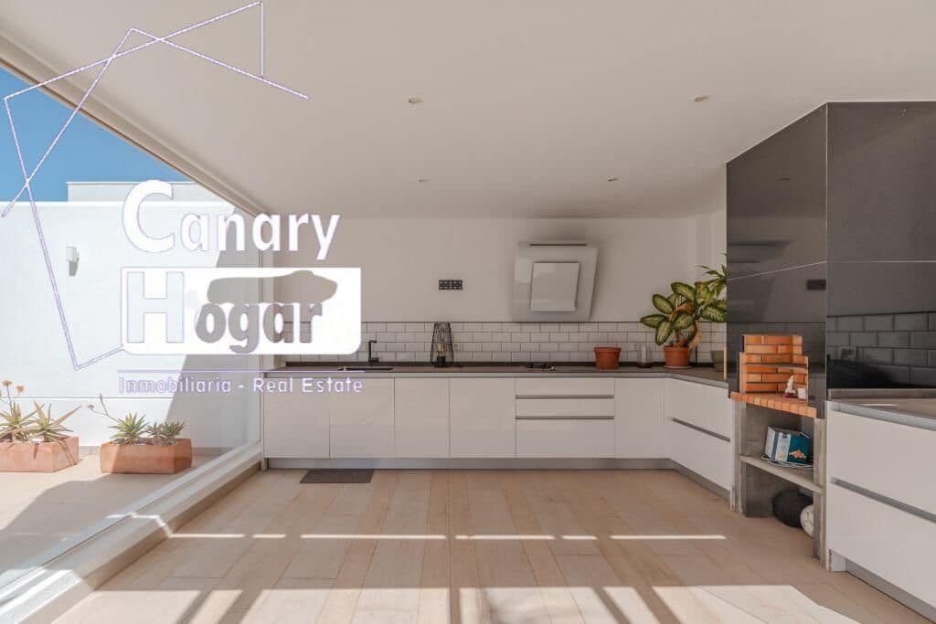 5 soveværelse Villa til salg i Costa Adeje med swimmingpool garage - € 2.100.000 (Ref: 9791151)