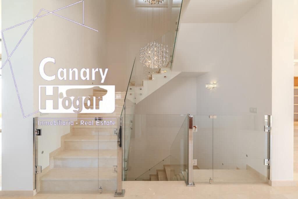 5 soveværelse Villa til salg i Costa Adeje med swimmingpool garage - € 2.100.000 (Ref: 9791151)