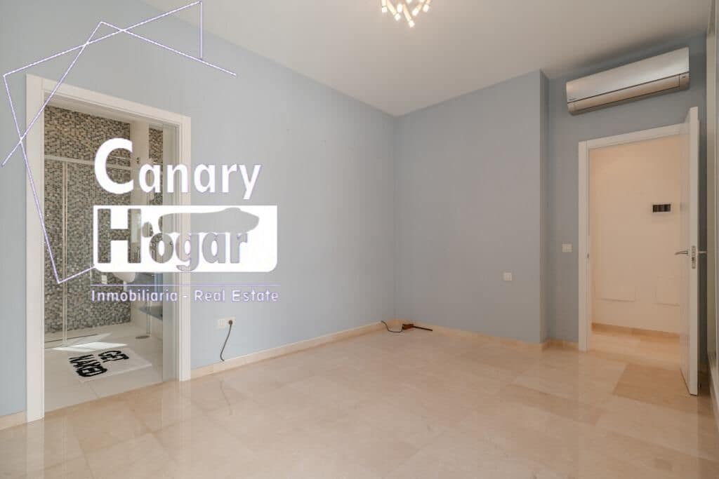 5 soveværelse Villa til salg i Costa Adeje med swimmingpool garage - € 2.100.000 (Ref: 9791151)