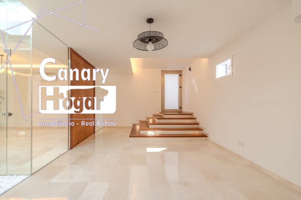 5 soveværelse Villa til salg i Costa Adeje med swimmingpool garage - € 2.100.000 (Ref: 9791151)