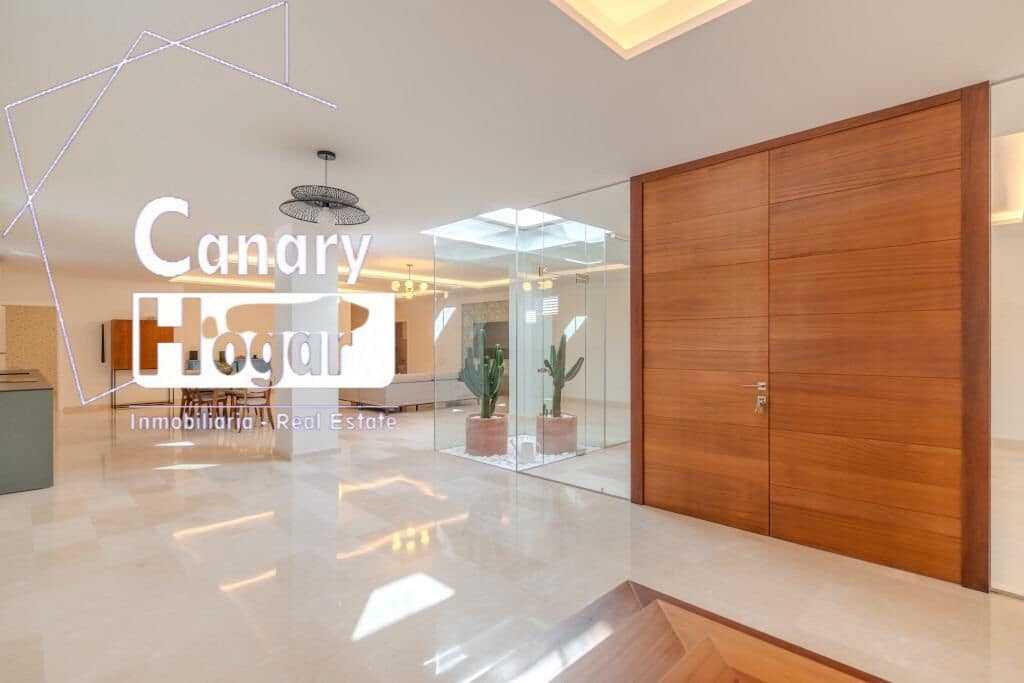 5 soveværelse Villa til salg i Costa Adeje med swimmingpool garage - € 2.100.000 (Ref: 9791151)