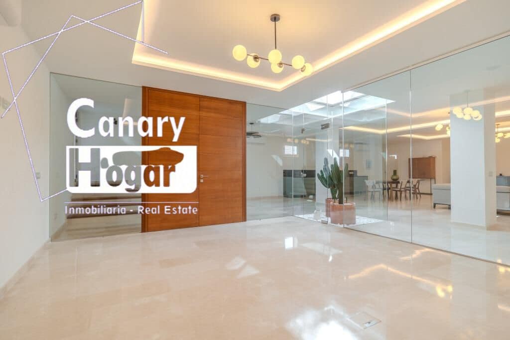 5 soveværelse Villa til salg i Costa Adeje med swimmingpool garage - € 2.100.000 (Ref: 9791151)