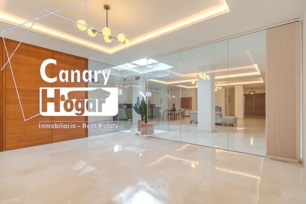 5 soveværelse Villa til salg i Costa Adeje med swimmingpool garage - € 2.100.000 (Ref: 9791151)