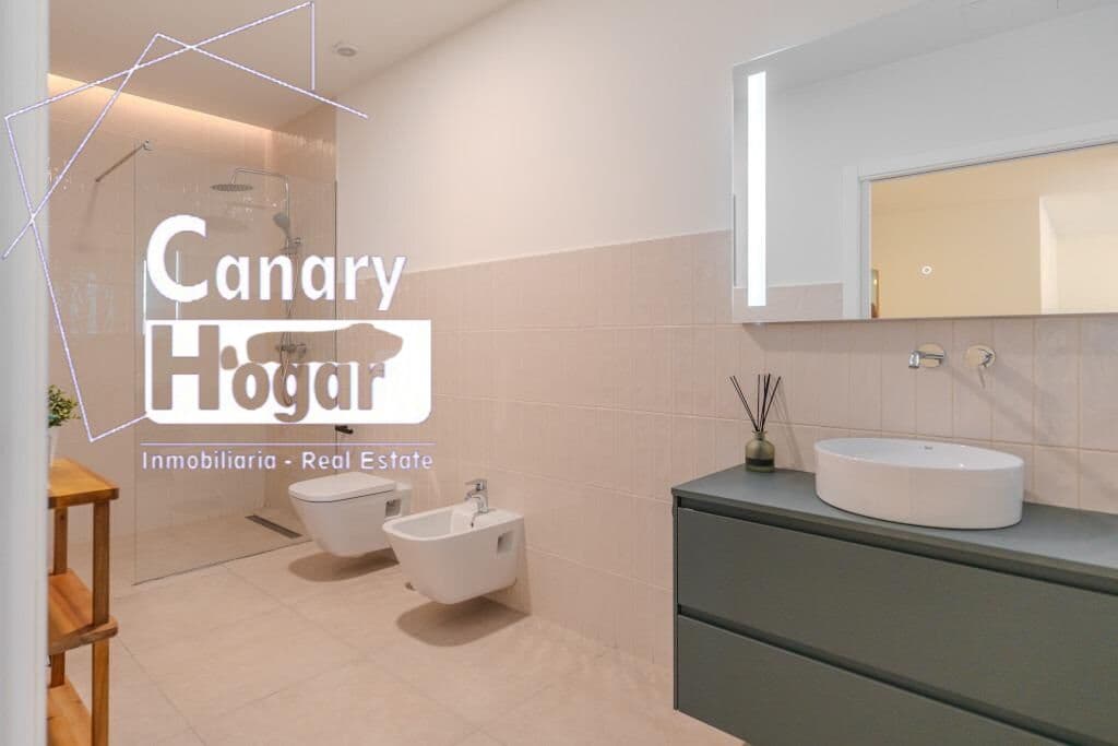 5 soveværelse Villa til salg i Costa Adeje med swimmingpool garage - € 2.100.000 (Ref: 9791151)