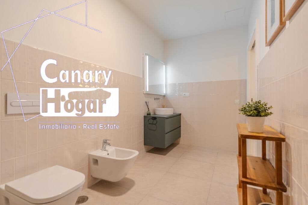 5 soveværelse Villa til salg i Costa Adeje med swimmingpool garage - € 2.100.000 (Ref: 9791151)