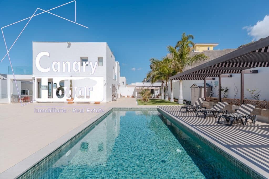 5 soveværelse Villa til salg i Costa Adeje med swimmingpool garage - € 2.100.000 (Ref: 9791151)