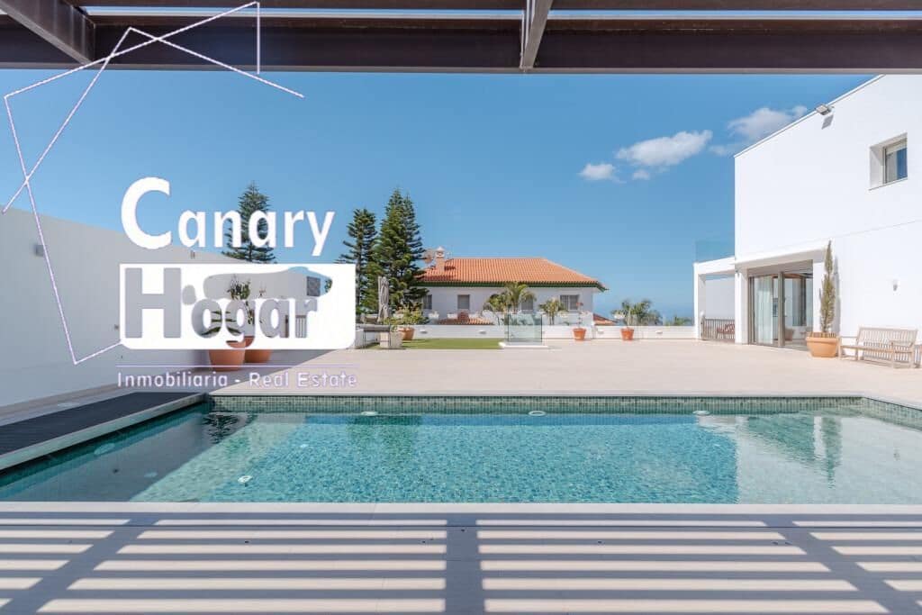 5 soveværelse Villa til salg i Costa Adeje med swimmingpool garage - € 2.100.000 (Ref: 9791151)