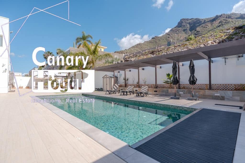 5 soveværelse Villa til salg i Costa Adeje med swimmingpool garage - € 2.100.000 (Ref: 9791151)