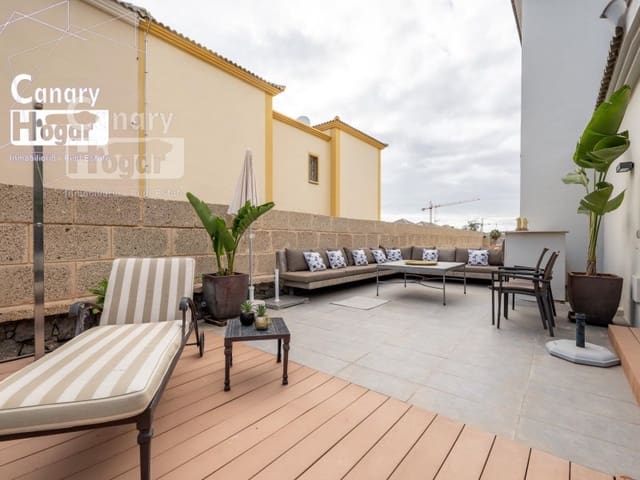 3 sypialnia Willa na sprzedaż w Playa de Fañabé Alto, Adeje z basenem garażem - 1 599 000 € (Ref: 9834133)