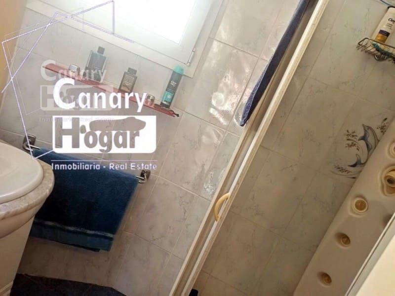 Ático de 2 habitaciones en Los Cristianos en venta con garaje - 750.000 € (Ref: 9834136)