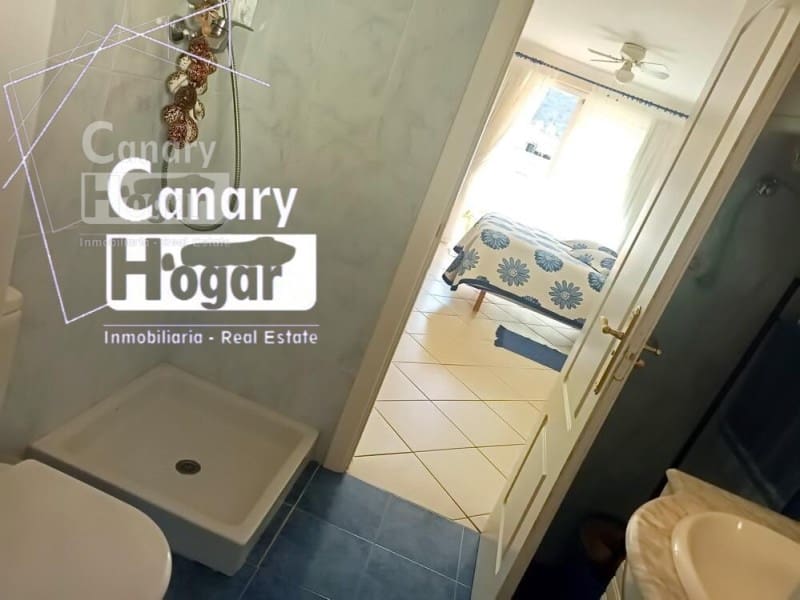 Ático de 2 habitaciones en Los Cristianos en venta con garaje - 750.000 € (Ref: 9834136)