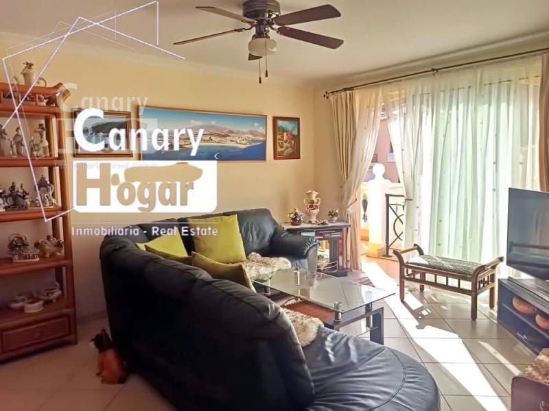 Ático de 2 habitaciones en Los Cristianos en venta con garaje - 750.000 € (Ref: 9834136)