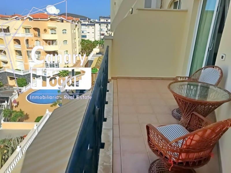 Ático de 2 habitaciones en Los Cristianos en venta con garaje - 750.000 € (Ref: 9834136)