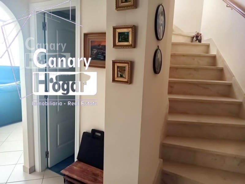 Ático de 2 habitaciones en Los Cristianos en venta con garaje - 750.000 € (Ref: 9834136)