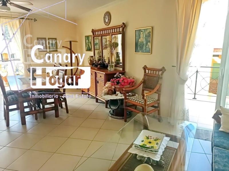 Ático de 2 habitaciones en Los Cristianos en venta con garaje - 750.000 € (Ref: 9834136)