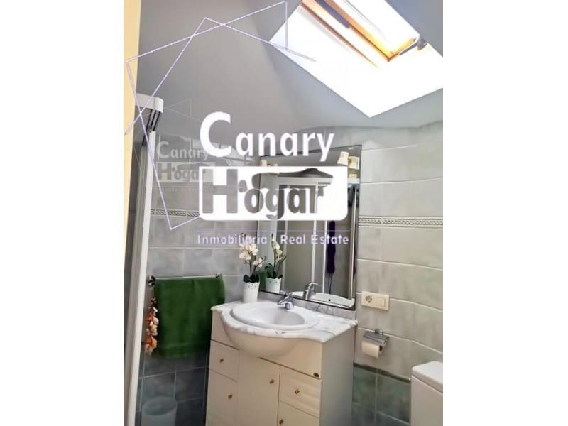 Ático de 2 habitaciones en Los Cristianos en venta con garaje - 750.000 € (Ref: 9834136)