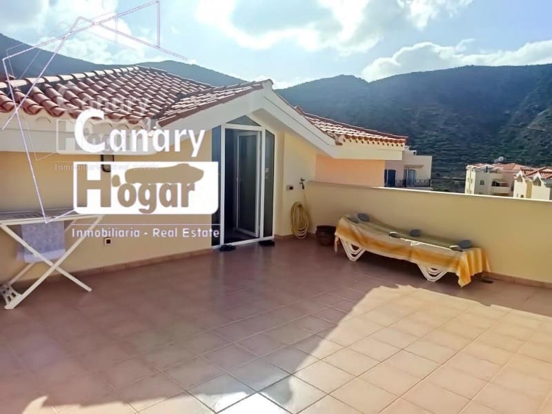 Ático de 2 habitaciones en Los Cristianos en venta con garaje - 750.000 € (Ref: 9834136)