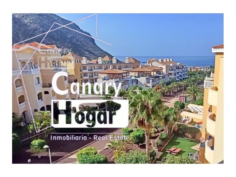 Ático de 2 habitaciones en Los Cristianos en venta con garaje - 750.000 € (Ref: 9834136)