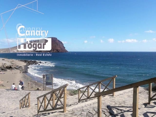 2 soveværelse Villa til salg i Los Abrigos, Granadilla de Abona med garage - € 577.000 (Ref: 9834138)