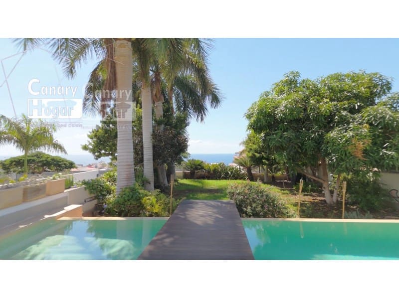 4 chambre Villa/Maison à vendre à Playa Fanabe avec piscine garage - 2 625 000 € (Ref: 9834143)