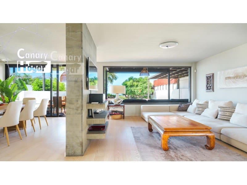 4 chambre Villa/Maison à vendre à Playa Fanabe avec piscine garage - 2 625 000 € (Ref: 9834143)