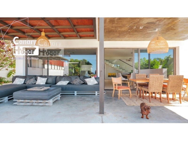 4 chambre Villa/Maison à vendre à Playa Fanabe avec piscine garage - 2 625 000 € (Ref: 9834143)