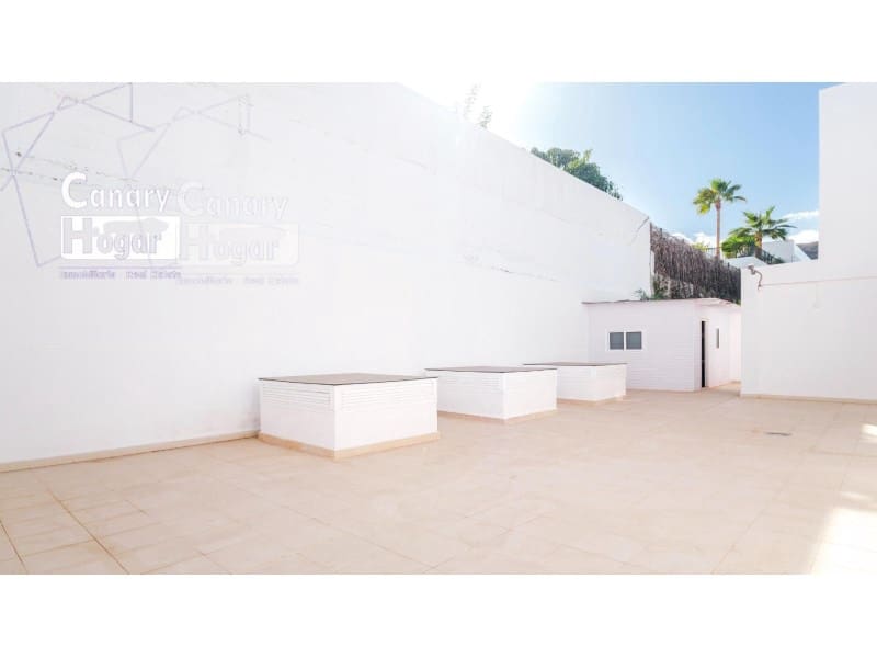 4 chambre Villa/Maison à vendre à Playa Fanabe avec piscine garage - 2 625 000 € (Ref: 9834143)
