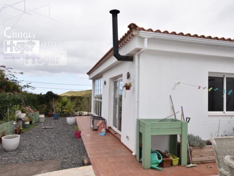 3 bedroom Finca/Country House for sale in San Miguel de Abona with garage - € 420,000 (Ref: 9834148)