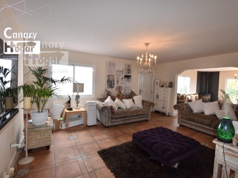 3 bedroom Finca/Country House for sale in San Miguel de Abona with garage - € 420,000 (Ref: 9834148)