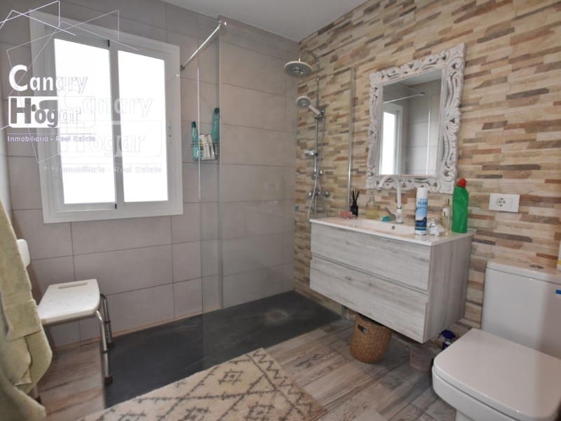 3 bedroom Finca/Country House for sale in San Miguel de Abona with garage - € 420,000 (Ref: 9834148)