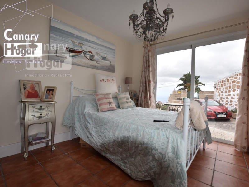 3 bedroom Finca/Country House for sale in San Miguel de Abona with garage - € 420,000 (Ref: 9834148)
