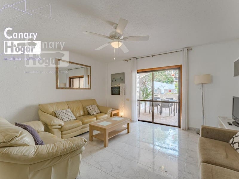 4 bedroom Villa for sale in Playa de las Americas - € 880,000 (Ref: 9834151)
