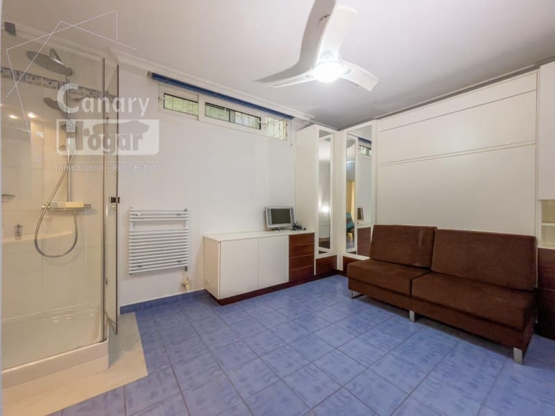 3 soveværelse Villa til salg i Playa del Duque med garage - € 2.999.000 (Ref: 9834152)
