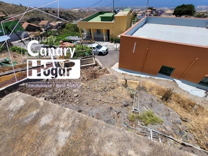 Building Plot for sale in Guia de Isora - € 150,000 (Ref: 9834153)