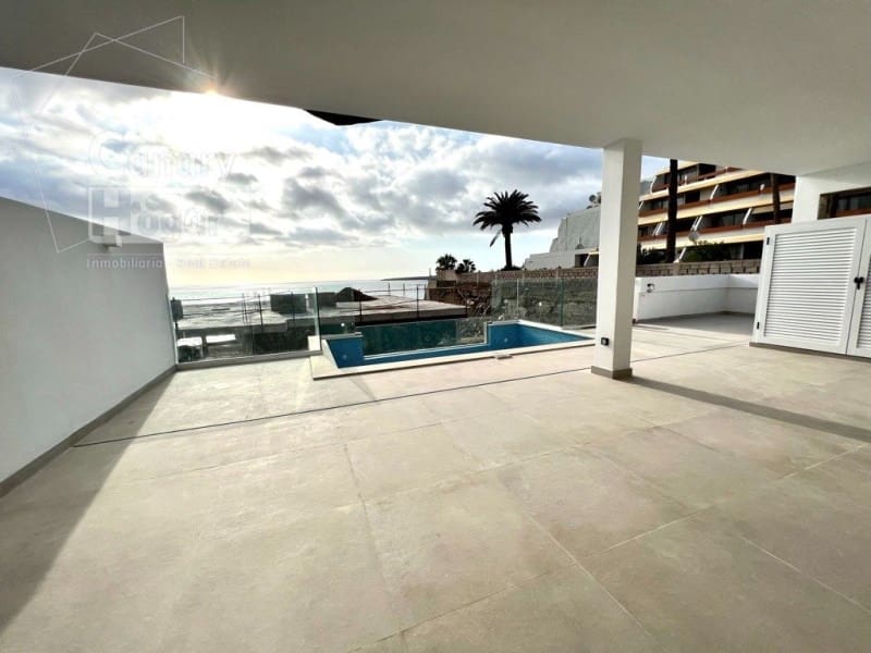 3 bedroom Flat for sale in Costa del Silencio with pool garage - € 685,000 (Ref: 9834159)