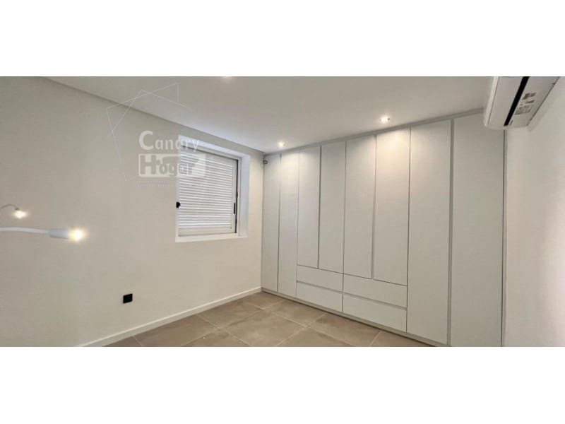 3 bedroom Flat for sale in Costa del Silencio with pool garage - € 685,000 (Ref: 9834159)
