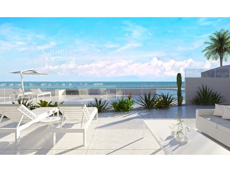 3 bedroom Flat for sale in Costa del Silencio with pool garage - € 685,000 (Ref: 9834159)