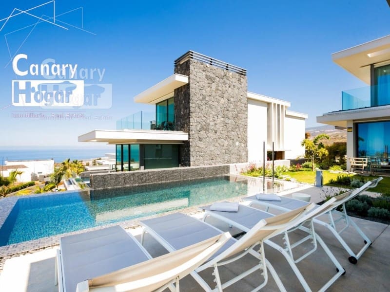 3 bedroom Villa for sale in Guia de Isora with pool garage - € 1,830,000 (Ref: 9834162)