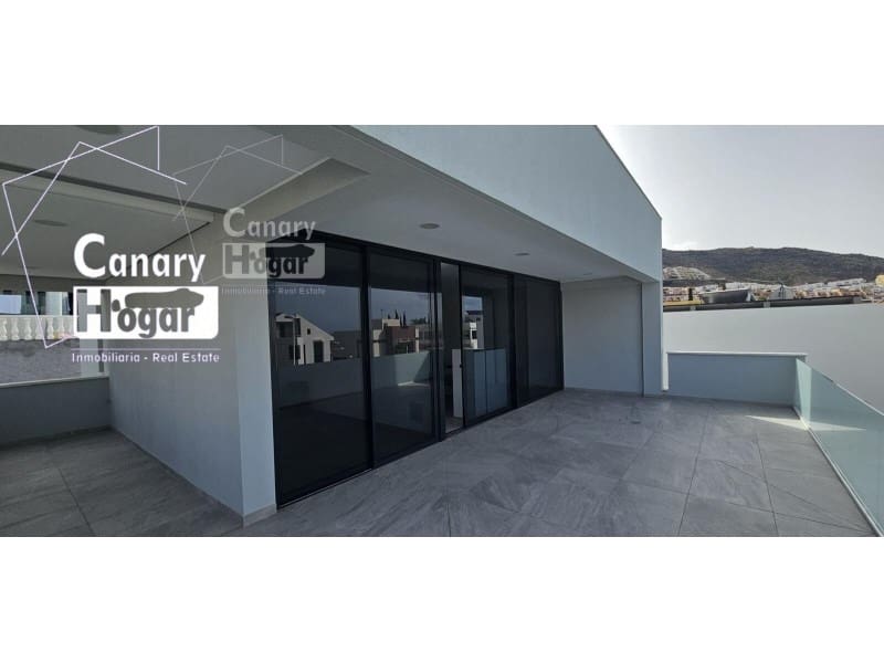 4 soverom Villa til salgs i Costa Adeje med svømmebasseng garasje - € 1 750 000 (Ref: 9834163)