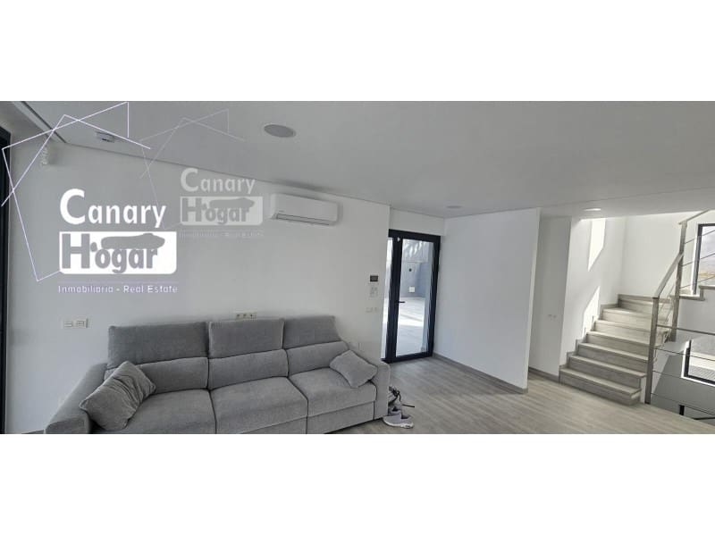 4 soverom Villa til salgs i Costa Adeje med svømmebasseng garasje - € 1 750 000 (Ref: 9834163)