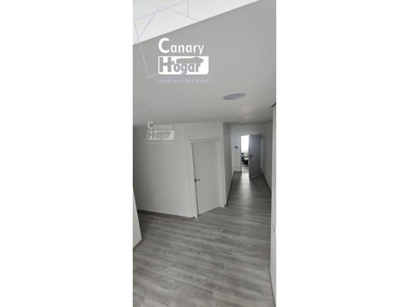 4 soverom Villa til salgs i Costa Adeje med svømmebasseng garasje - € 1 750 000 (Ref: 9834163)