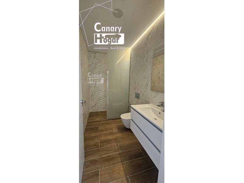 4 soverom Villa til salgs i Costa Adeje med svømmebasseng garasje - € 1 750 000 (Ref: 9834163)