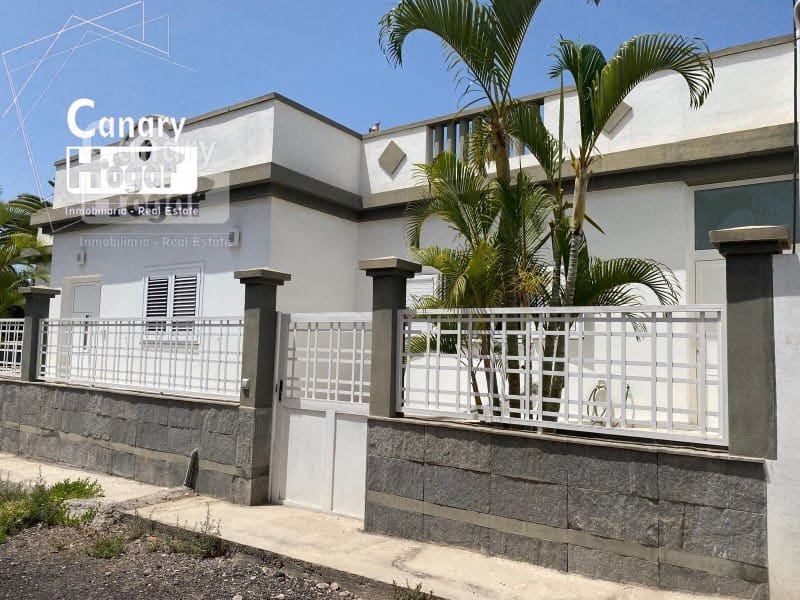 5 bedroom Finca/Country House for sale in Guaza with pool garage - € 1,600,000 (Ref: 9834170)