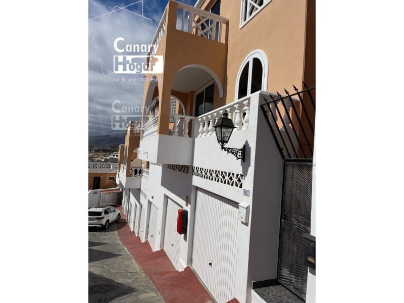 3 bedroom Villa for sale in Costa Adeje with garage - € 530,000 (Ref: 9834171)