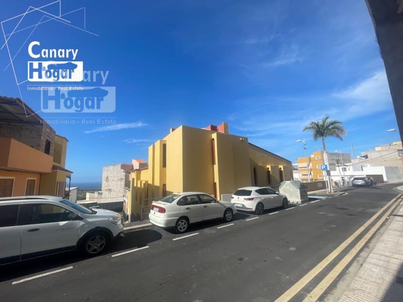 Commercial for sale in Adeje - € 170,000 (Ref: 9834174)